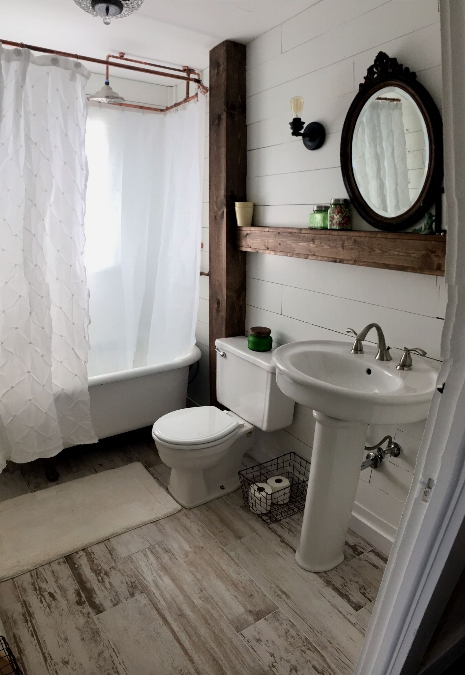 22 Amazing Country Bathroom Ideas for Your Next Restyle