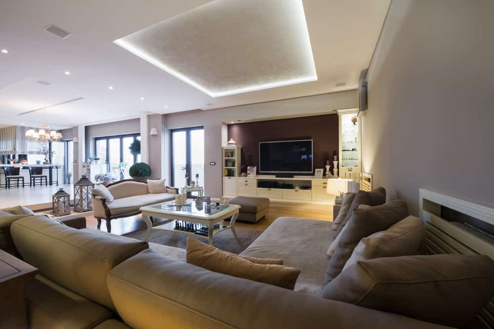 Ranch House Tray Ceiling Living Room