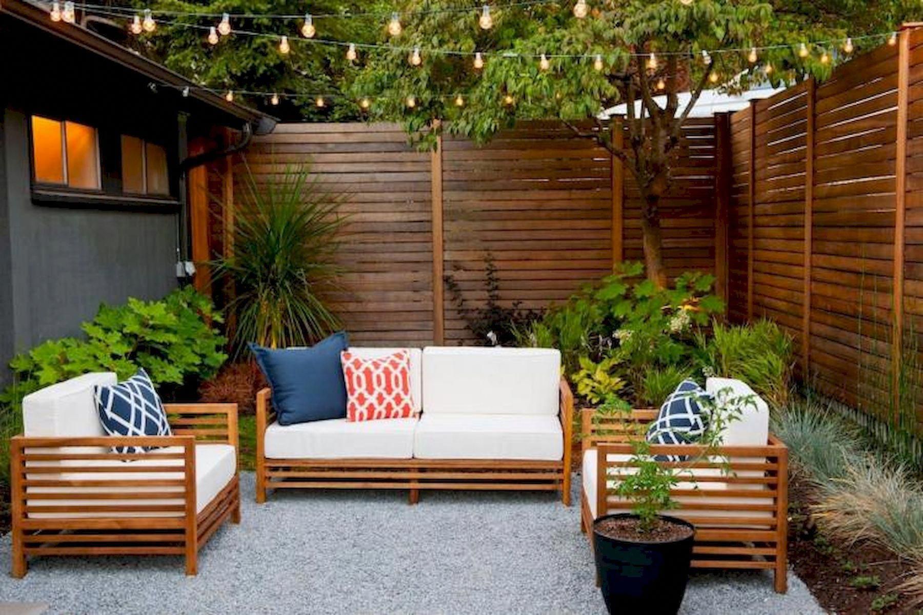 28 Mesmerizing Outdoor Privacy Screen Ideas To Steal